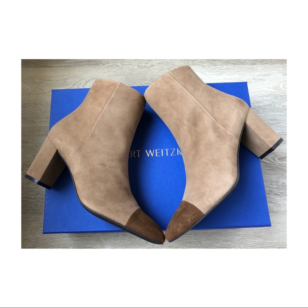 Stuart Weitzman NWT suede cap toe booties, 9